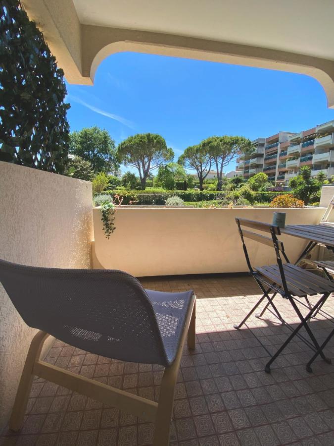 Le Maya - Studio Avec Piscine Antibes Dış mekan fotoğraf