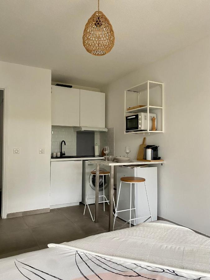 Le Maya - Studio Avec Piscine Antibes Dış mekan fotoğraf